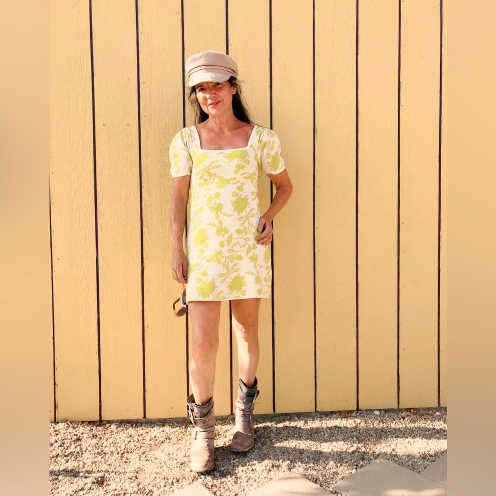 Pink Ripple chartreuse flower mini dress size S